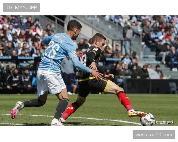 半场战报:朗斯1-0梅斯,主队完成本赛季首次半场零封
